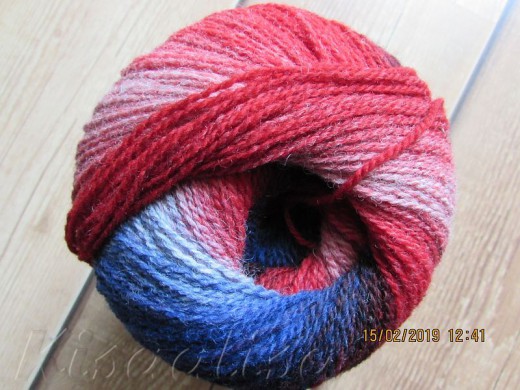 Пряжа MIDARA Artistic Wool Jazz 7/2-084 красно-бело-синий (аналог Кауни)  купить в интернет-магазине Пряжа MIDARA Artistic Wool Jazz 7/2-084 красно-бело-синий (аналог Кауни)  купить в интернет-магазине