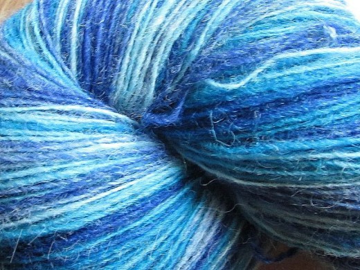 Kauni Yarn AADE LÕNG Artistic  Blue Turquoise 8/1  buy in the online store Kauni Yarn AADE LÕNG Artistic  Blue Turquoise 8/1  buy in the online store