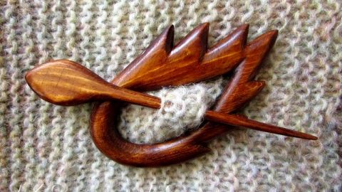 Brooch for shawls, wood - Bird  buy in the online store