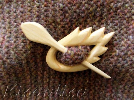 Brooch for shawls, wood - Bird (light)  buy in the online store